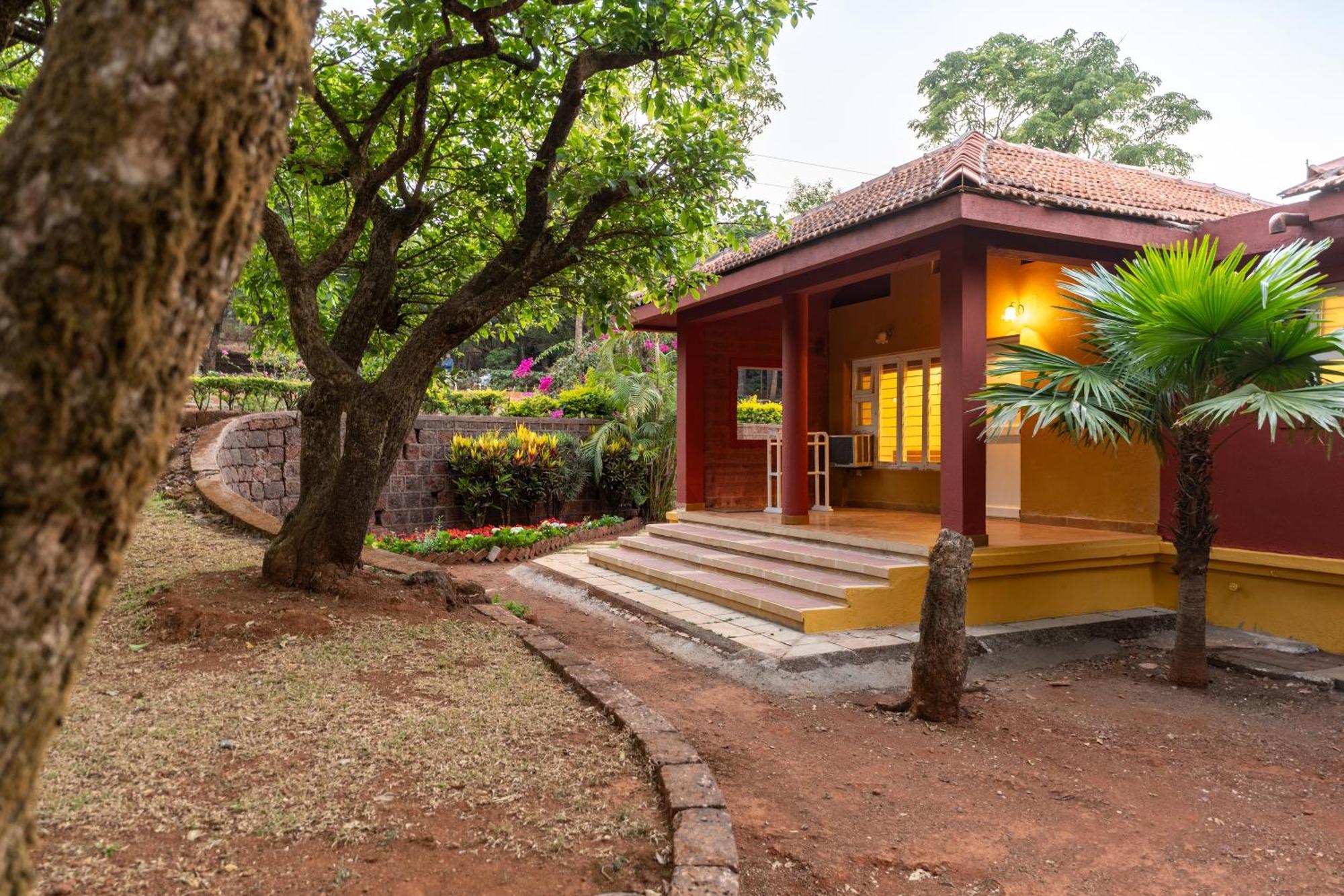 Saffronstays Garnet House Mahabaleshwar Exterior photo